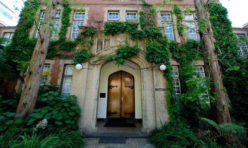 墨爾本大學(xué)